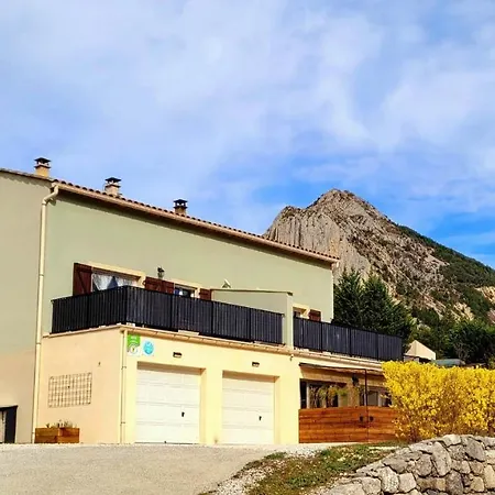 Entre Ciel Et Verdon Apartamento Castellane